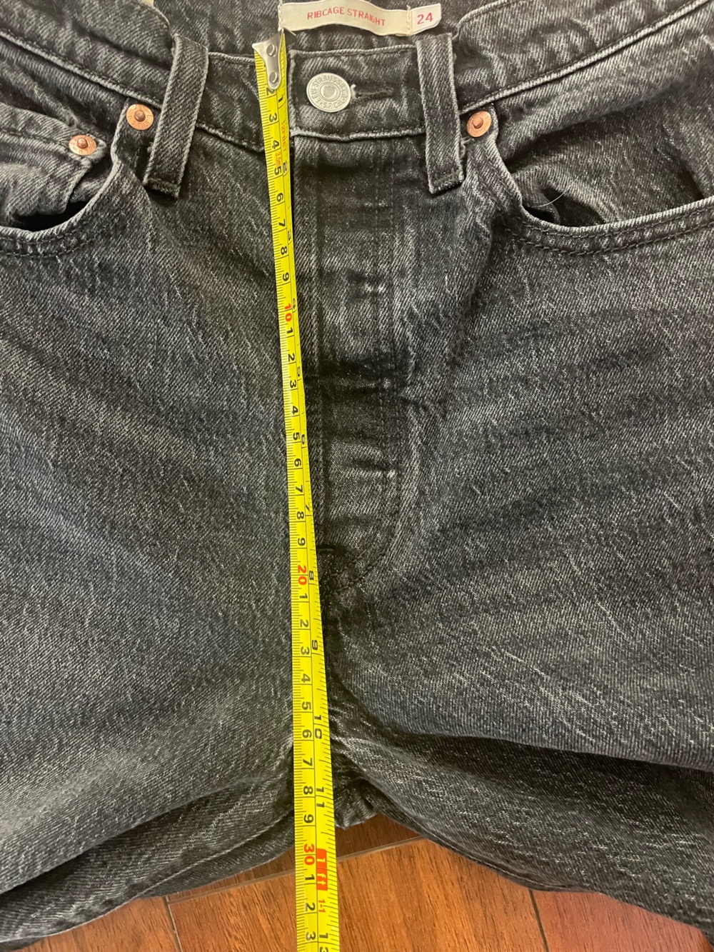 Levi's Premium Ribcage High-rise Straight Leg Black women’s jeans size 24 - Picture 3 of 11